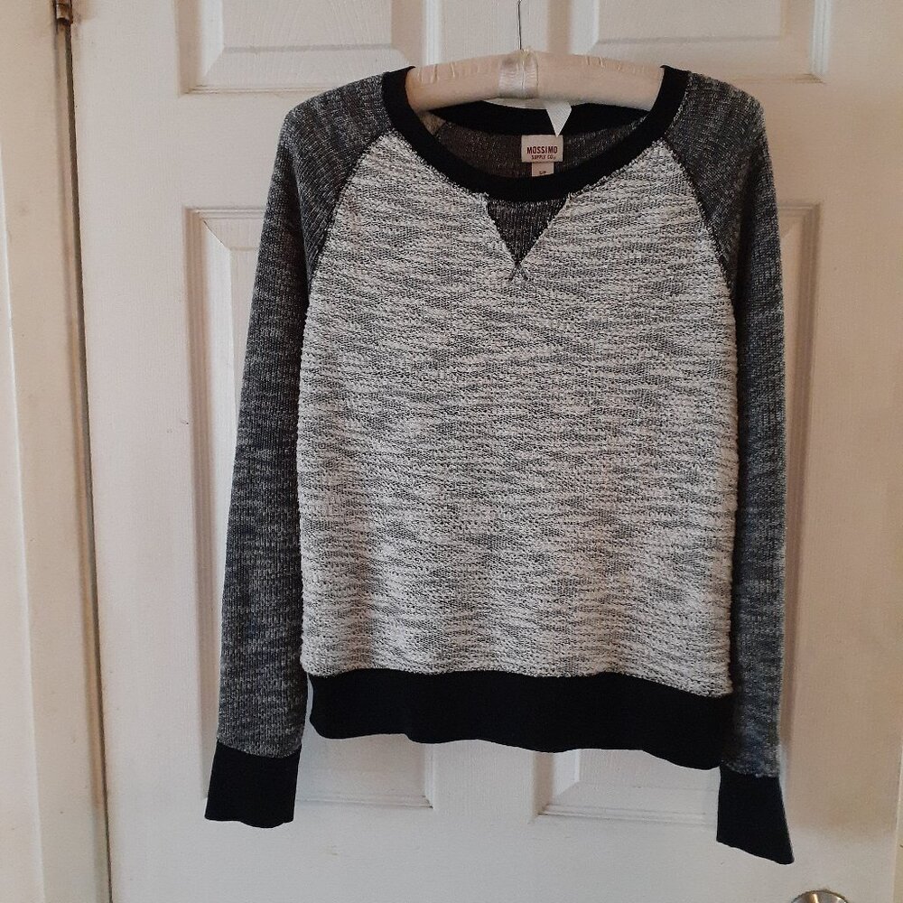 Mossimo Supply Co. Top Black and White Size Small